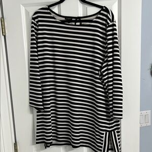 Talbots striped black and white top